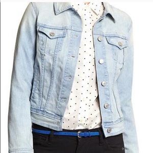 Old Navy Light Wash Denim Jacket. NWT.